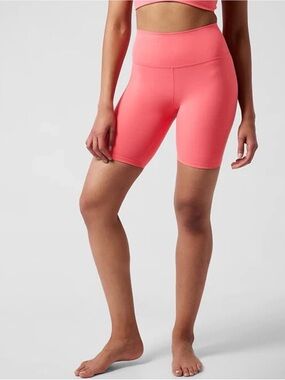 Athleta Transcend 7” Bike Shorts